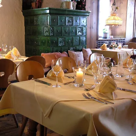Hotel Zur Post 3*